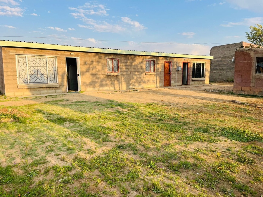  Bedroom Property for Sale in Bloemside 4 Free State